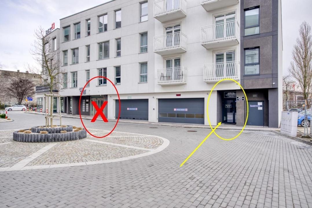 Roadway Silniczna Z Garazem Podziemnym Kielce